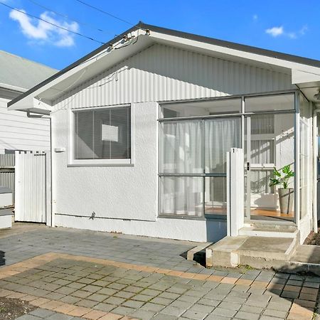 Coastal City Retreat - New Brighton Accommodation Christchurch Kültér fotó